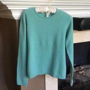 Valerie Stevens two ply cashmere